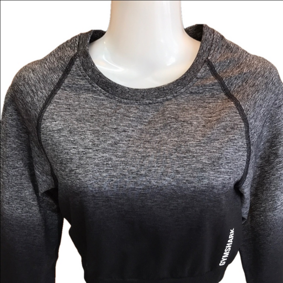 Gymshark Adapt Ombre Women's Black and Grey Long Sleeve Seamless Crop Top NWOT - Picture 3 of 16